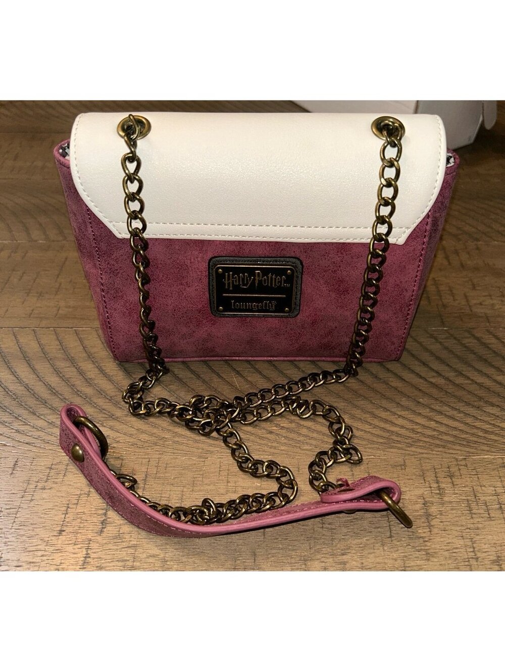 Loungefly Harry Potter Hogwarts Express Ticket Crossbody Bag - Picture 5 of 7